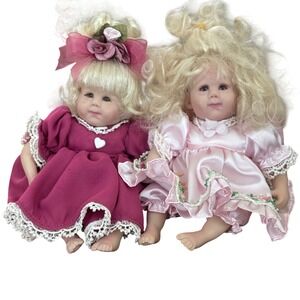 Vintage Bonnie/Linda Chyle  8" soft detailed dolls 2005 2006 Hair needs fixed